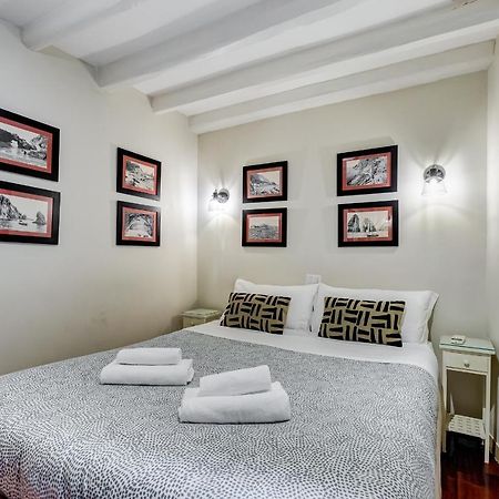 Spanish Steps Macelli Apartment With Terrace Rome Exterior photo