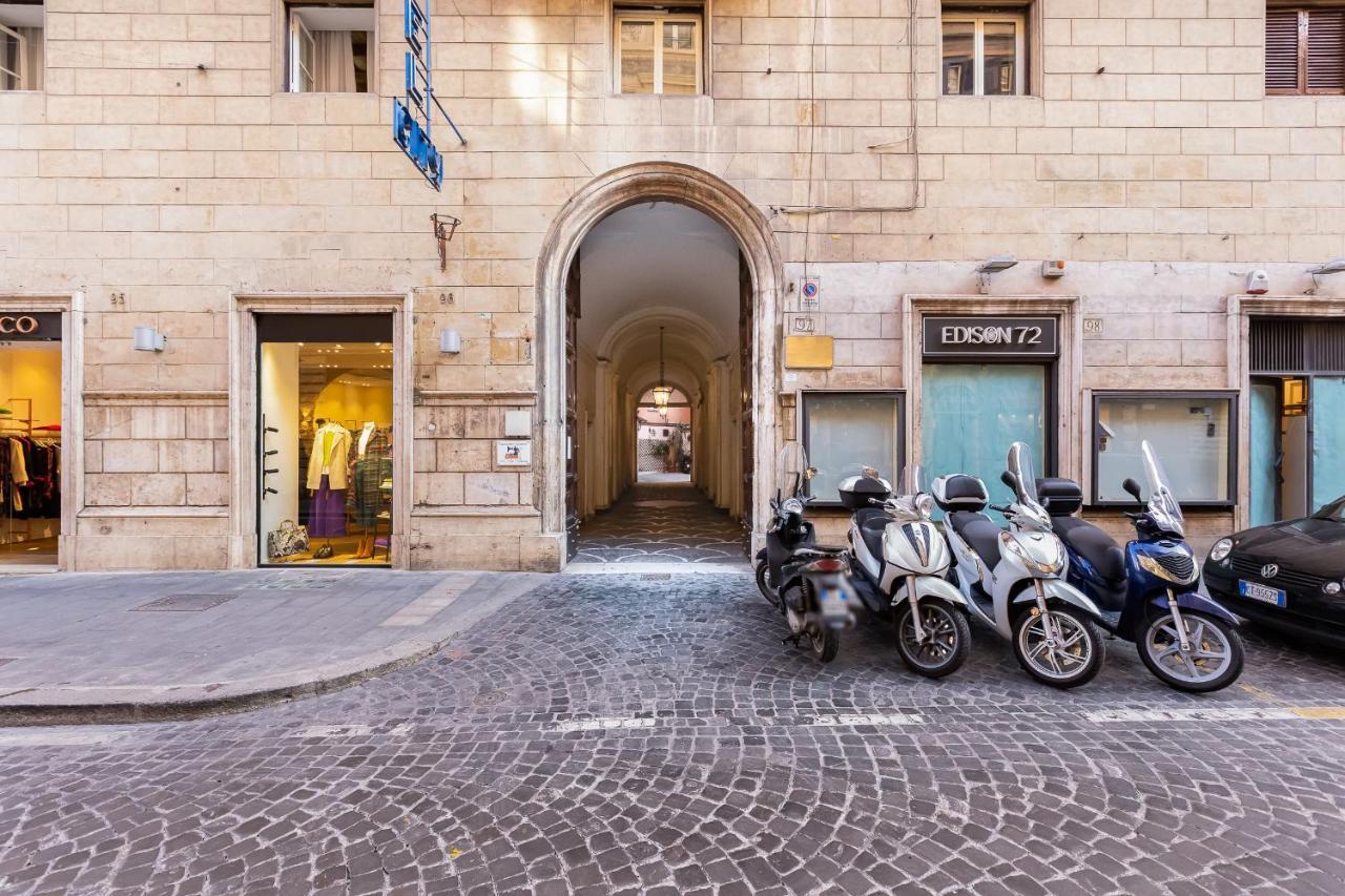 Spanish Steps Macelli Apartment With Terrace Rome Exterior photo